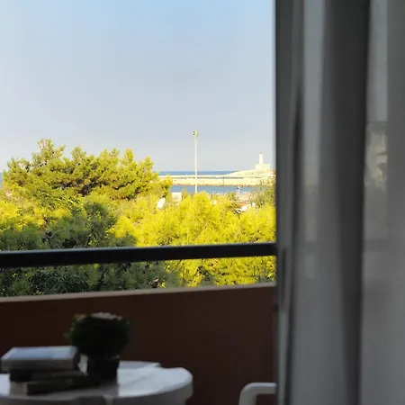 伊美罗格拉尼酒店 维耶斯泰