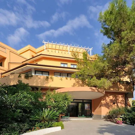 酒店 伊美罗格拉尼酒店